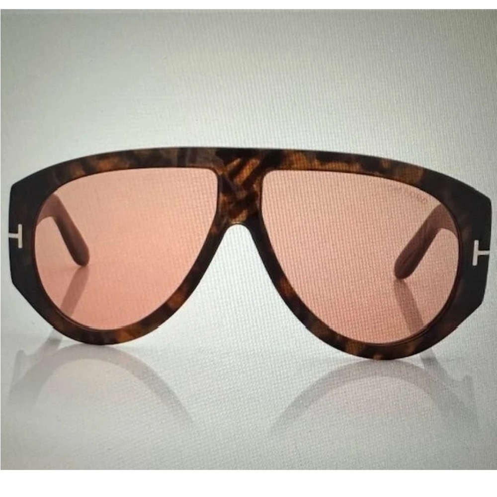 Tom Ford FT1044 Aviator Sunglasses